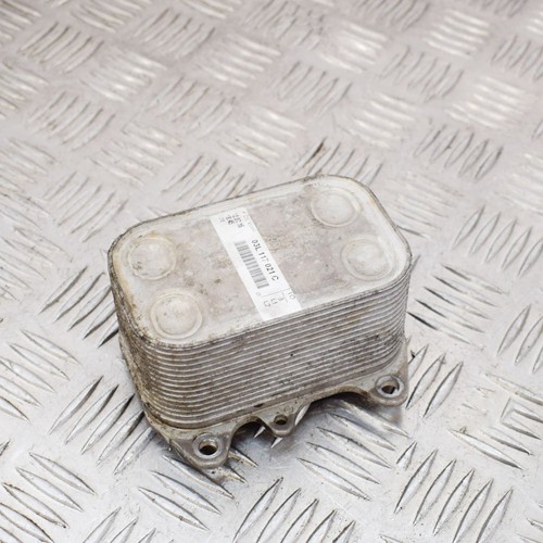 Volkswagen Crafter 30-50 Ölkühler 03L117021C 2.0 TDI 100KW 2015