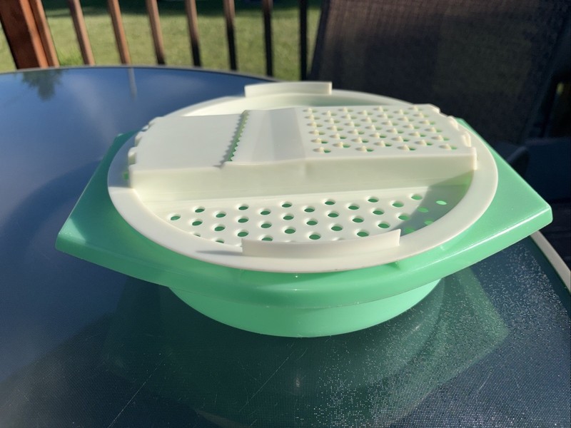 Tupperware Grater/slicer Bowl