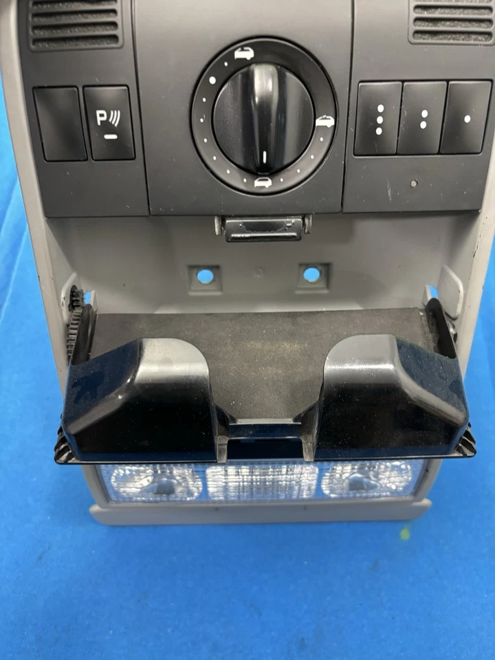 Interruptor de techo corredizo luz cúpula superior Porsche Cayenne 2004-2010 7L5868403 OEM Foto 2 de 3