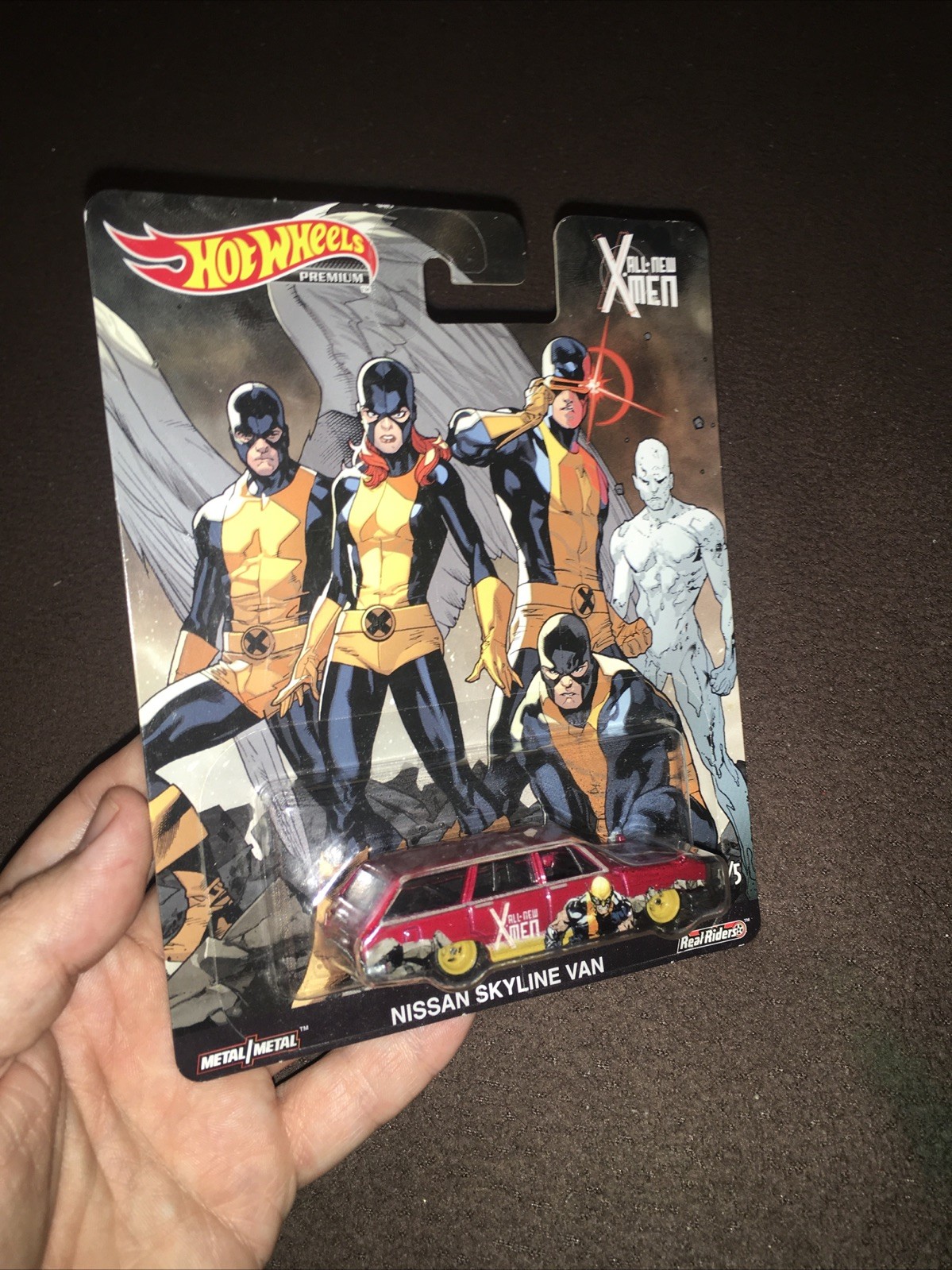 Hot Wheels Premium All New X-men Nissan Skyline Van thumbnail 2