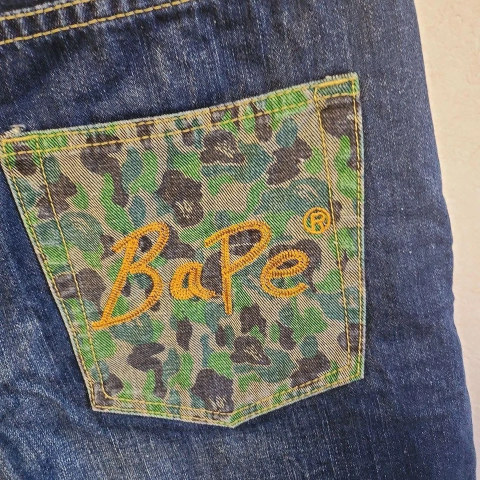 USED A BATHING APE DENIM SHORTS GOOD - Image 3 of 4