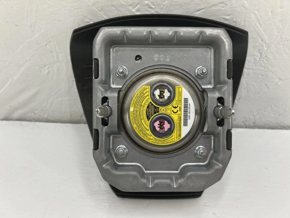 2013-2017 Chevrolet Traverse Driver Left Air Bag Driver Wheel Foto 2 de 4