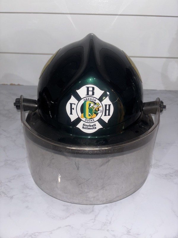 Oregon Ducks Cairns & Brother 660C Fireman's Helmet Adjustable