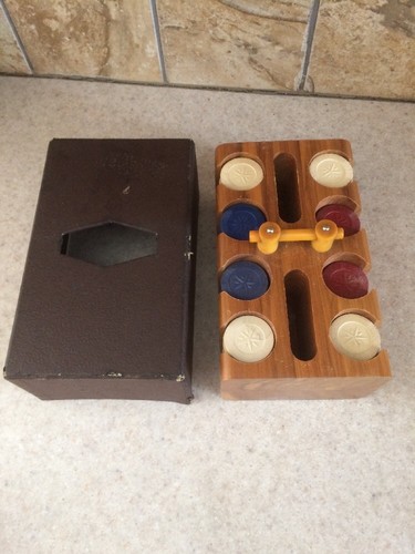 Vintage Butterscotch Bakelite handled 1950's era Poker Chip/Card Deck Stand - Picture 2 of 12