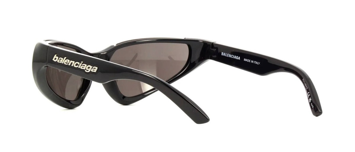 NEW BALENCIAGA SUNGLASSES BB0202S 001 WOMEN OVERSIZED BLACK/GRAY EYEWEAR Balenciaga BB0202S 001 Shiny Black Sunglasses - eye-oo.com main image 2