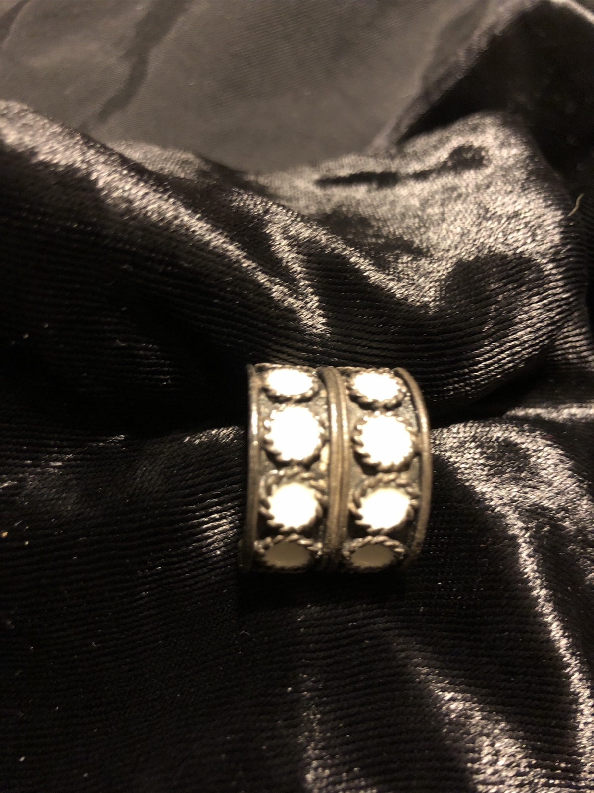 Picture 2 of 4