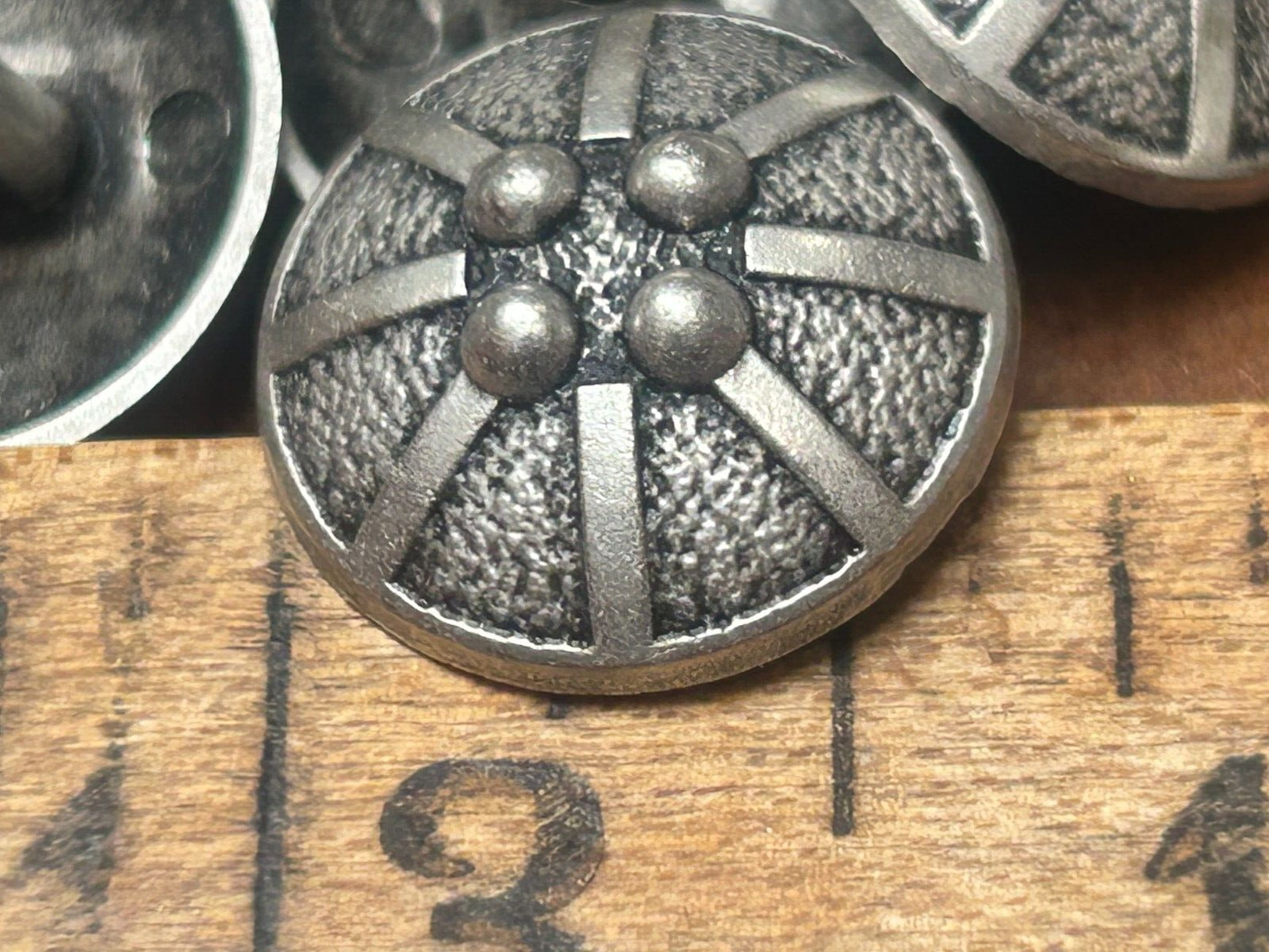 Picture 2 of 5