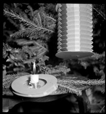 Lampion bougie sapin de noël décoration-  Ancien négatif photo an. 1940