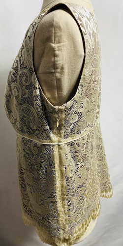 Rafaella Beige lace lined pullover sleeveless blouse sz 10 With Zip On The Side - Bild 5 von 5