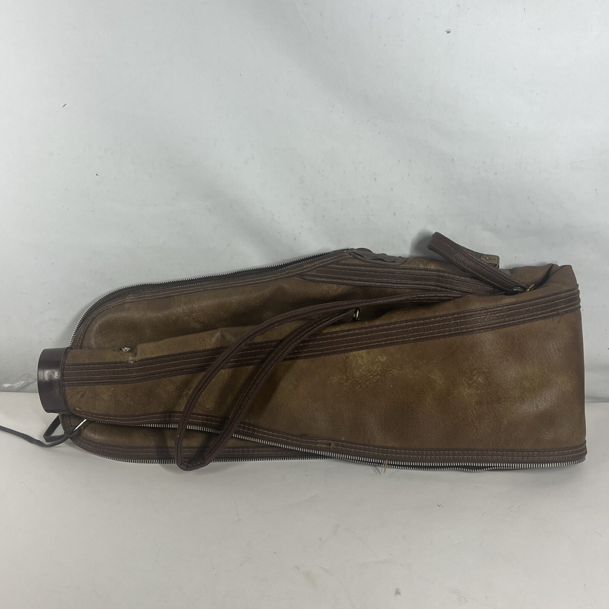 【祝開店！大放出セール開催中】 Vintage Faux Leather Talon Gun Case 640 Medium 42-44 Horse コレクション