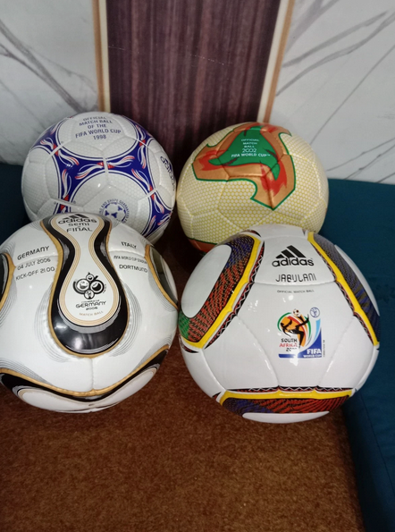 adidas 2002 FIFAワールドカップ プレスキット　激レアアイテム Adidas Historical FIFA World Cup Soccer Ball 4 pcs Set size 5 | eBay