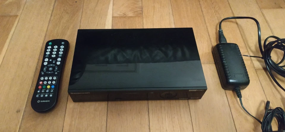 Sagemcom 320GB Freeview Receiver Recorder RT195-320 T2 - Image 4 of 4