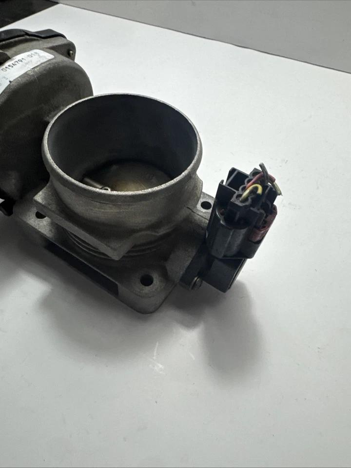 Conjunto de carrocería del acelerador Mercury Grand Marquis 2003-2005 4,6 L V8 OEM 3L5E-AD Foto 4 de 4