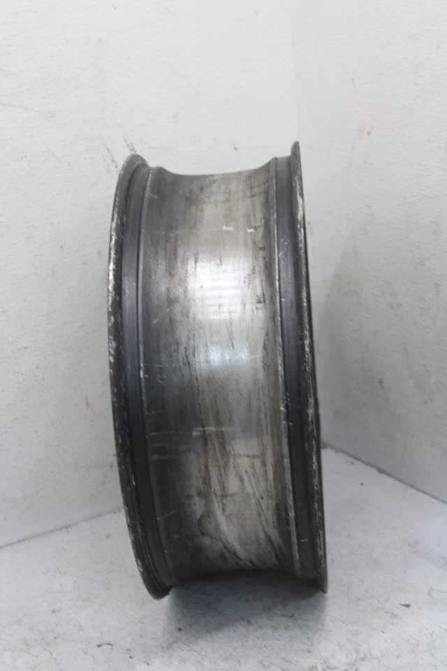 01-03 HONDA CBR954 RR CBR 954 FIREBLADE 原始设备制造商损坏后轮 17X6.00 w19 — 第 3/4 张图片