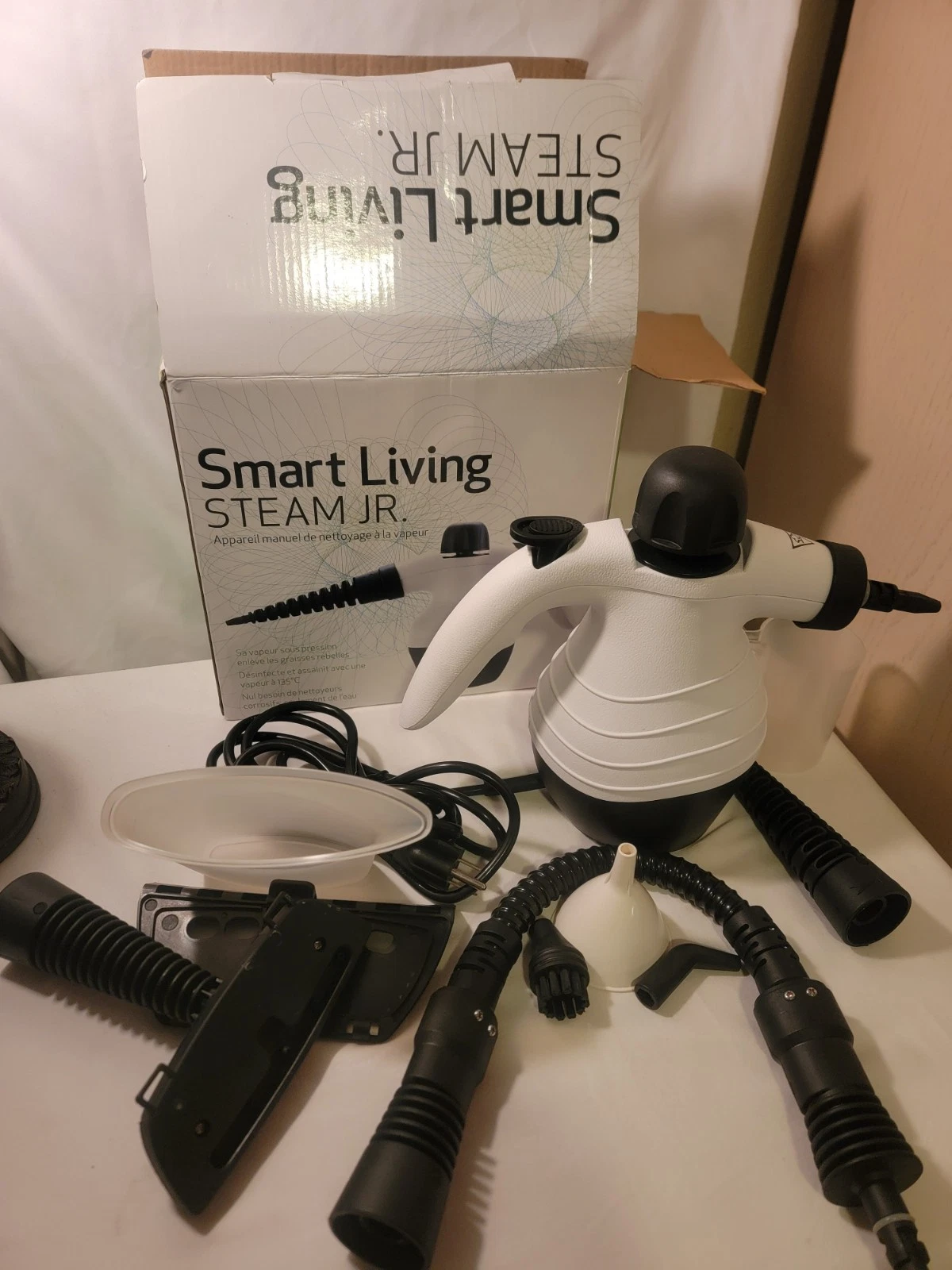 Smart Living Steam Jr. Hand Steam Cleaner NIB # VSC38