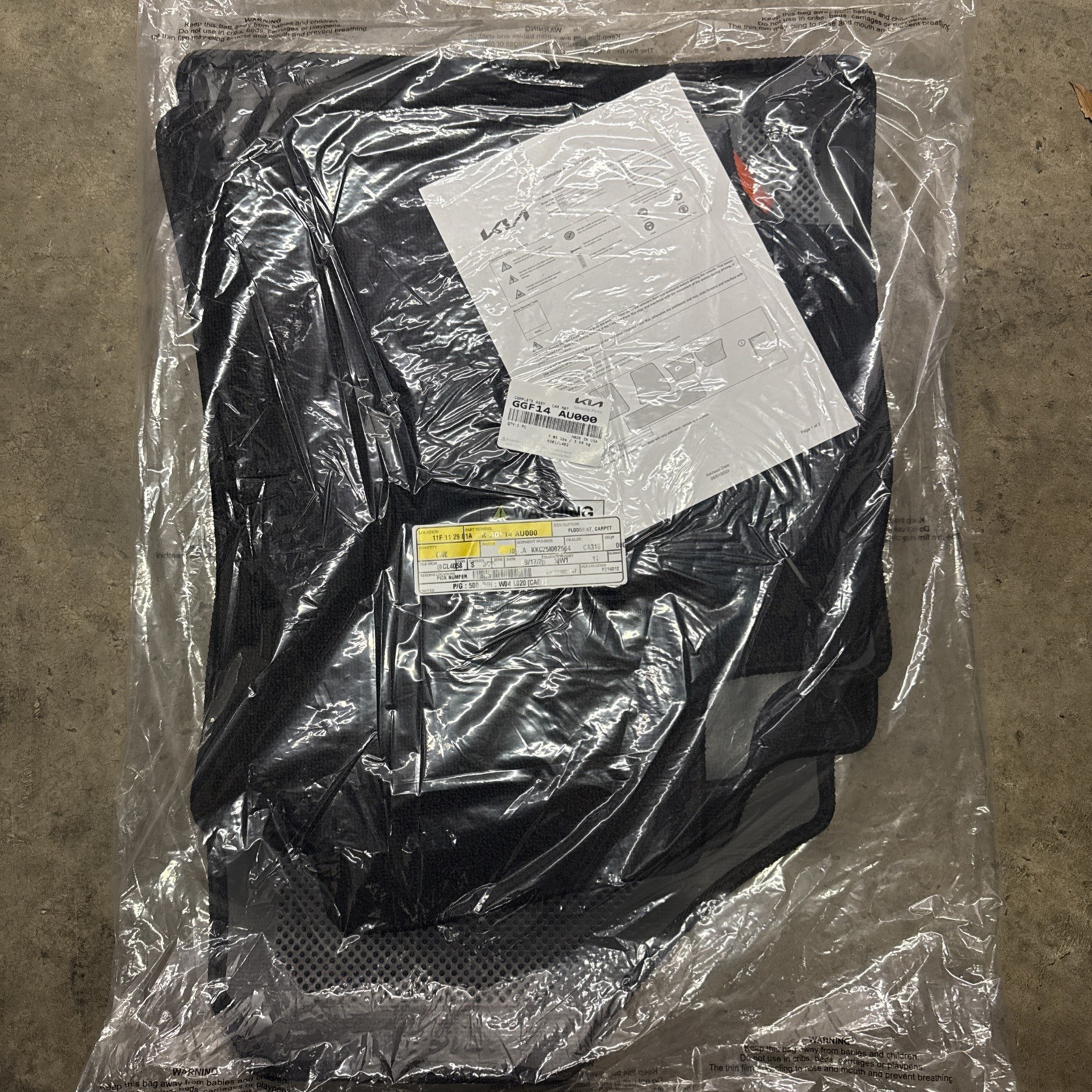 KIA OEM 2025 Kia K4 4pc Mat Set GGF14-AU000 - CARPET MATS FRONT AND REAR