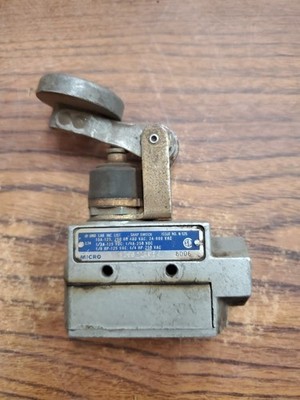 Micro Snap Switch BZE6-2RN4 (TA4MS)