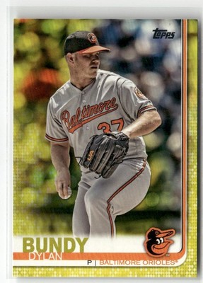 2019 TOPPS #233 DYLAN BUNDY YELLOW BALTIMORE ORIOLES