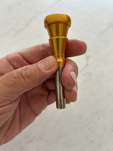 Selmer golden trumpet mouthpiece - Picture 4 of 7