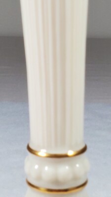 Lenox USA Porcelain 24K Gold Trim 9 Inch Tall Ivory Fluted Tivoli