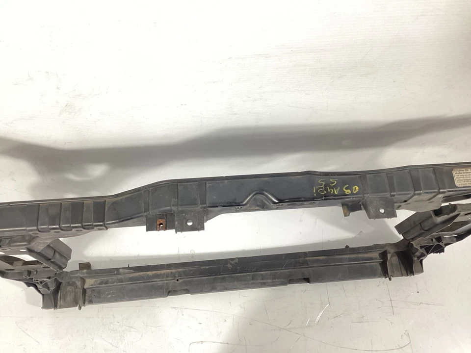 Mamparo núcleo radiador Audi S5 2009-2012 soporte OEM. Foto 2 de 4