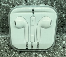 Apple Earpods Wired Headset For Devices With 3.5mm Headphone Jack OEM Earbuds