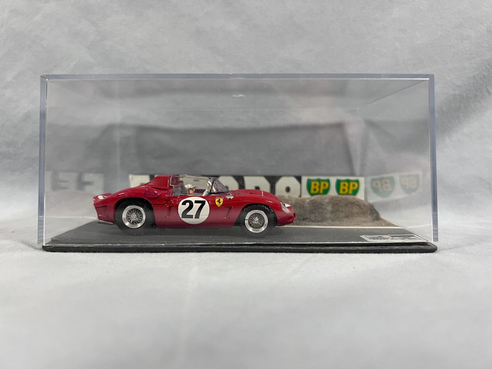 Art Model Ferrari 268 SP Car #27 1962 LE 1267/2000 LeMans ART908 Diorama 1:43