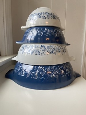 VINTAGE PYREX COLONIAL MIST CINDERELLA NESTING MIXING BOWL SET BLUE DAISY 1983