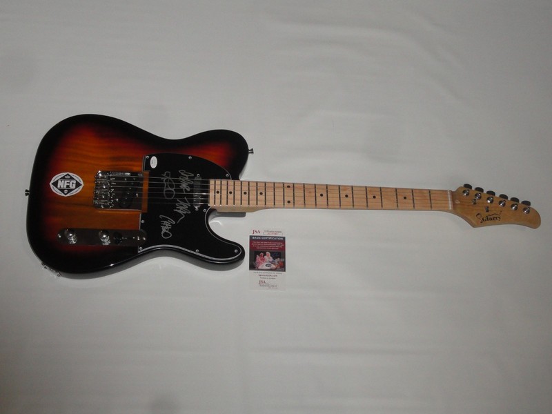 NEW FOUND GLORY SIGNED SUNBURST ELECTRIC GUITAR JORDAN PUNDIK ALL 4 JSA COA