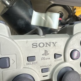 Sony PS1 with SCREEN lcd PS One Slim Console SCPH-101 with LCD Screen SCPH-131
