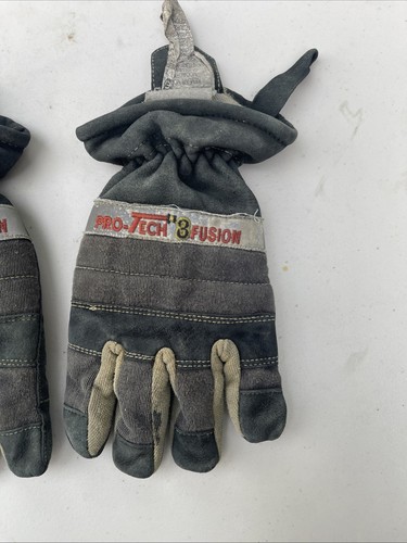 Guantes estructurales contra incendios Pro Tech 8 Fusion 2014 PT-8SC USADOS pequeños/medianos - Imagen 4 de 4