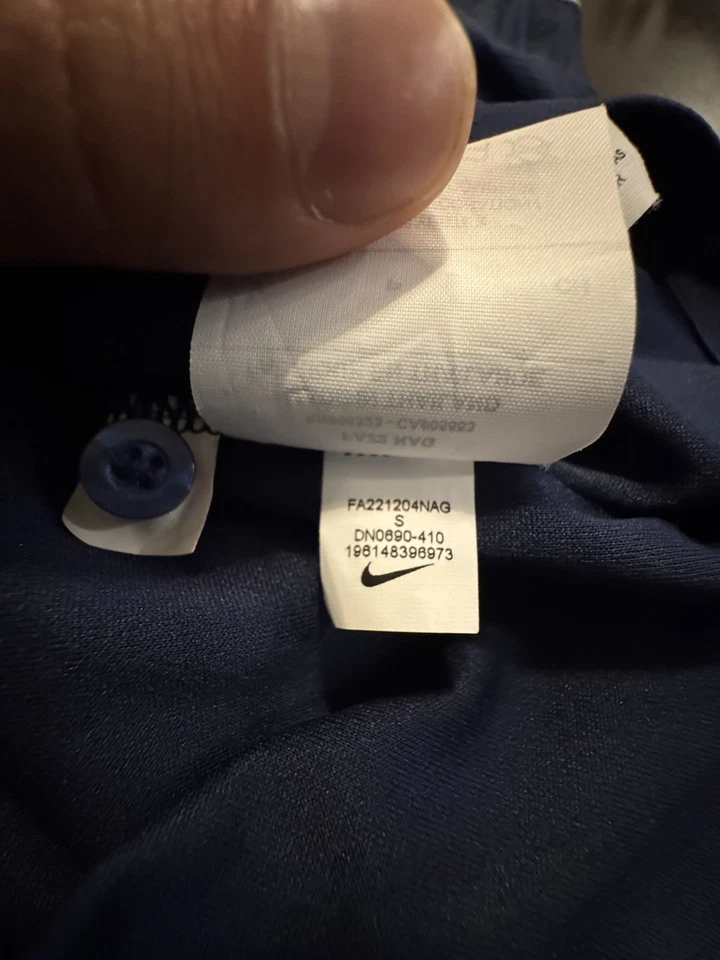 Nueva con etiquetas Camiseta de fútbol local Francia 2022 WC BENZEMA #19 Nike para hombre pequeña Foto 4 de 4