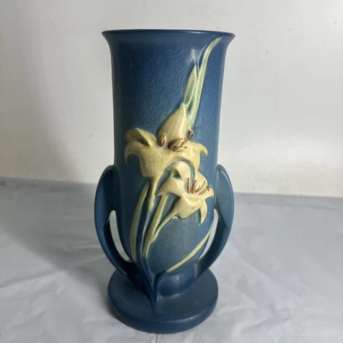 Vintage Roseville Pottery Zephyr Lily Bermude Blue 133-8