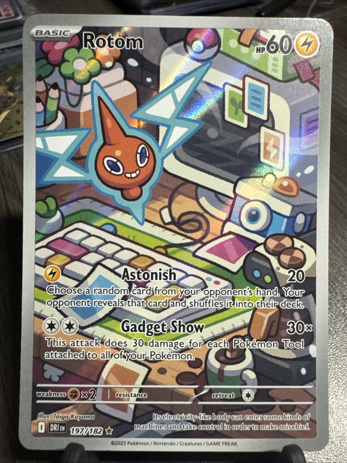 Pokémon TCG: Rotom 197/182 - IR - Destined Rivals - *NM*