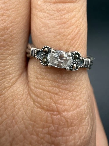 Sterling Silver Marcasite Ring Size 8.5 Oval Clear Stone Vintage Style 925