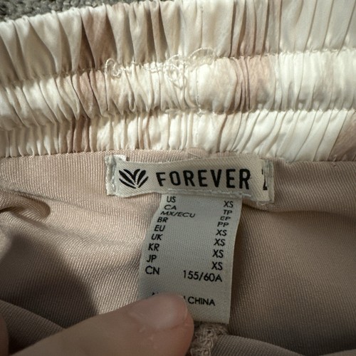 Forever 21 Women's X-Small Shorts Pull On Mini Activewear Stretch Pink - Picture 2 of 3