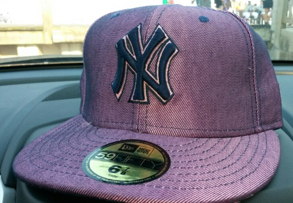 New Era 59Fifty New York Yankees Purple Violet Shimmer Hat New Era 59Fifty New York Yankees Purple Violet Shimmer Hat