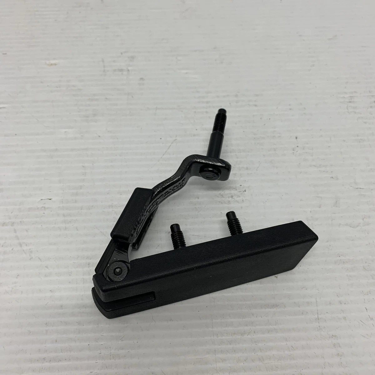 Genuine Ford Kuga MK1 Boot Luggage Compartment N/S Hinge 1747863 
