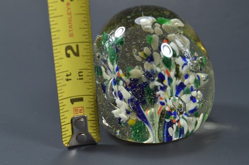 Fermacarte vintage vetro soffiato a mano, marcato India, bolle con bianco, blu, verde - Foto 2 di 4
