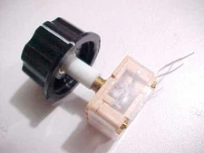 DUAL 270PF VARIABLE CAPACITOR (540PF TOTAL)--WITH DIAL KNOB AND 18MM SHAFT