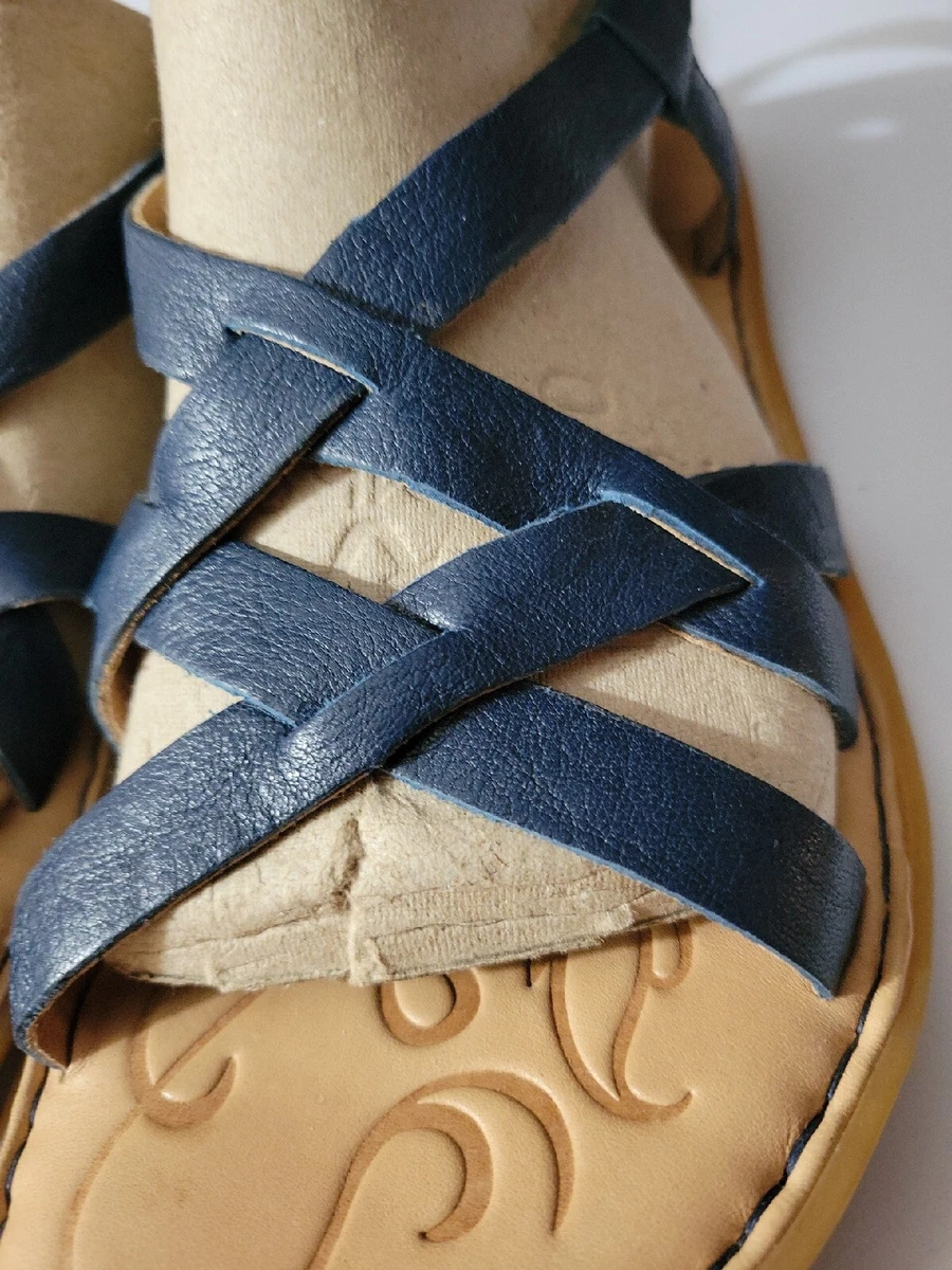Born eryka sales flat sandal