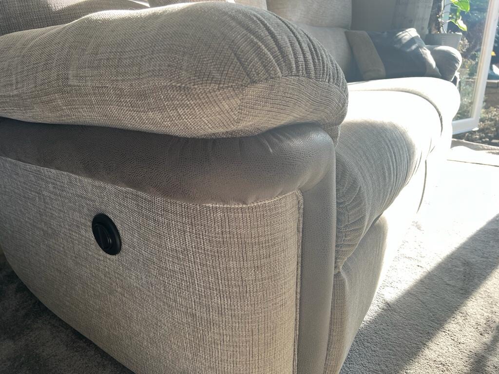 lazy boy recliner sofa and Recliner Love Seat ( Motorised) eBay