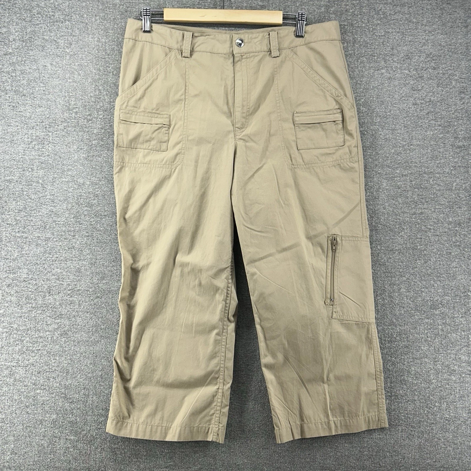 Lauren Ralph Lauren Capri Cargo Pants Women Size 12 Beige Casual