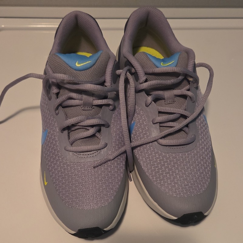 Nike Revolution 6 Unisex Kids Running Sneakers Mesh Low Top 6.5Y Gray/Blue