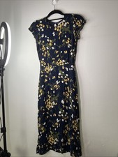 Reformation Navy Blue Floral Women’s Dress Excellent Condition