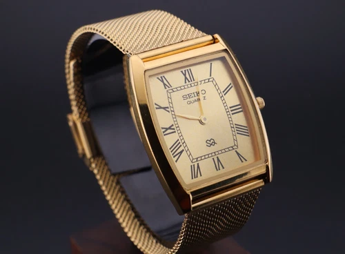 Gold Vintage Seiko Slim Quartz Gentlemen's Wrist Watch - (FREE SHIPPING)