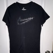 Nike Women's Black Solid Crew Neck Short Sleeve Logo T-Shirt Size M DX0584-010