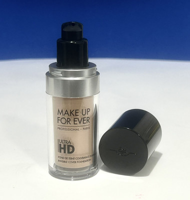 Make Up For Ever Ultra HD Invisible Cover Foundation Y355 light medium/ medium