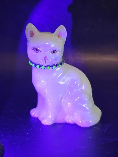 Fenton Iridescent Cat With Rhinestone Necklace Vintage Vaseline Necklace
