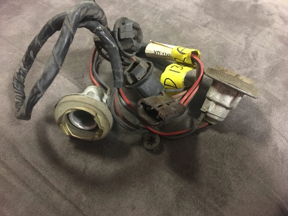 NOS XD Falcon vagón matrícula luz lámpara cable conjunto y enchufes XD 13412 A Foto 2 de 4